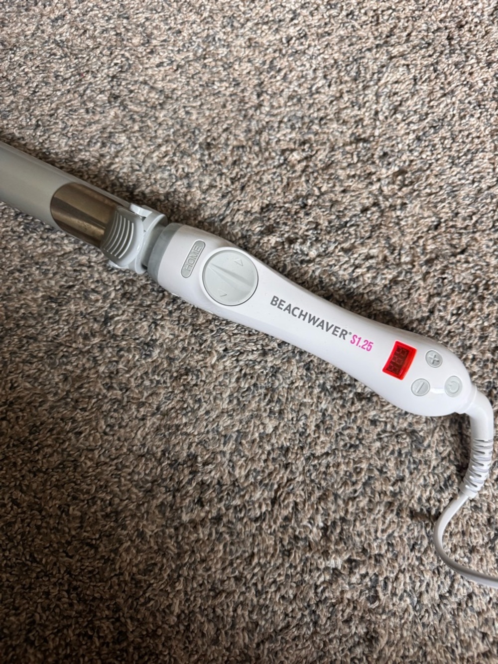 Beachwaver S1.25 curling iron